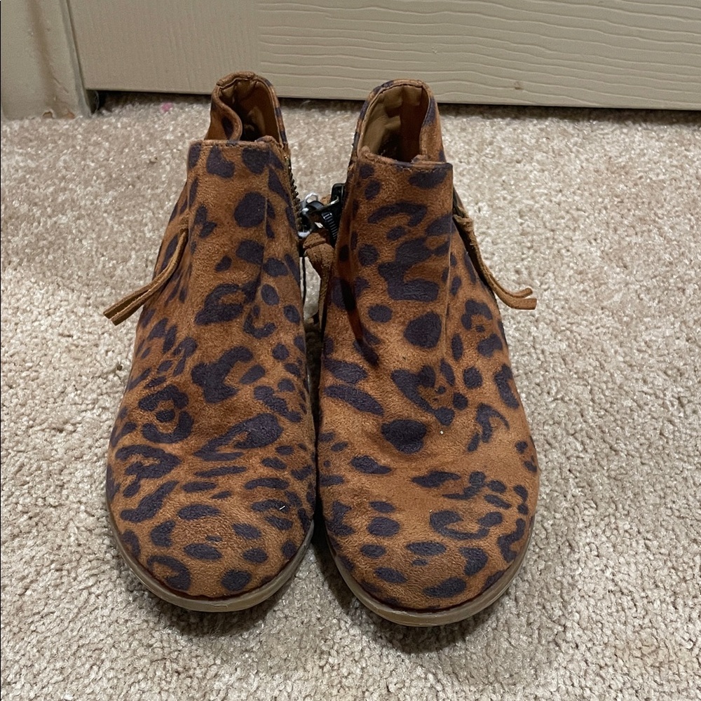 GB Girls Brown Leopard Print Sneakers